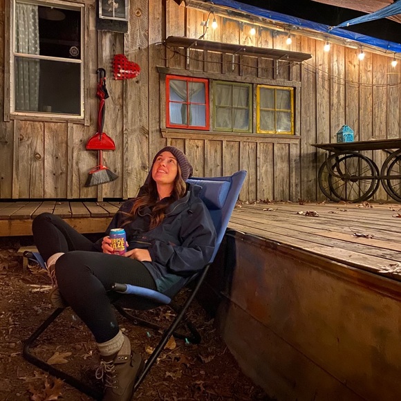 Meet your Posher, Tabitha - Picture 2 of 2